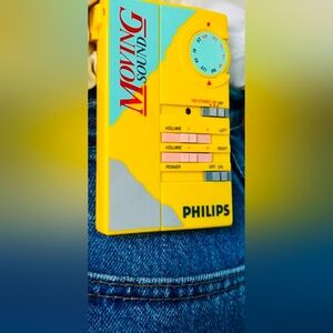 Vintage Philips Moving Sound Pocket Radio walkman